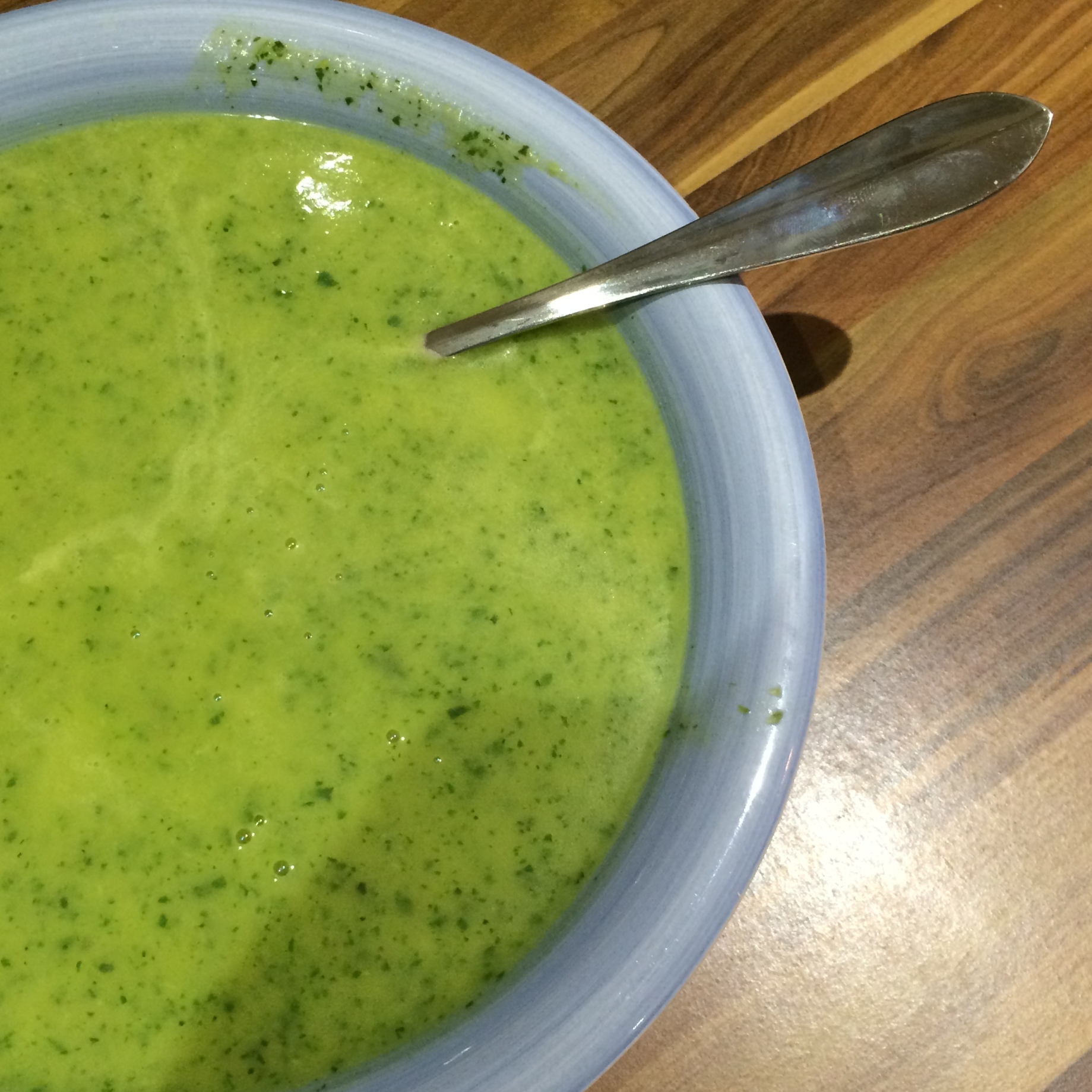 Courgette and watercress soup